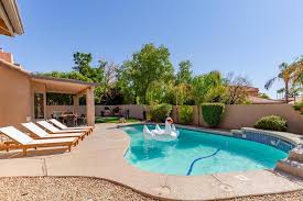 This is a furnished rental that is available seasonally, price varies based on months occupied!!! Scottsdale 5821 E Aire Libre Ave Finiks Posmotret Otzyvy Gostej
