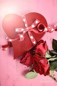When you are in a relationship, a valentine's day gift serves as a barometer of your closeness, especially if you are in dating status. Happy Valentine S Day Gifts Heart Shape Gift Box Photograph By Milleflore Images