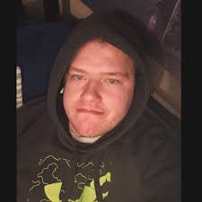 Stream Gavin Mitchell music