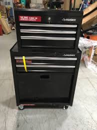 The 10 best portable tool boxes & rolling tool chests in 2021: Husky 26 Inch 5 Drawer Tool Chest And Rolling Tool Cabinet Set Black Whit Small Damage On The Cabinet Revie The Pictures Kx Real Deals Mpls Tools Lightning Housewares And More K Bid