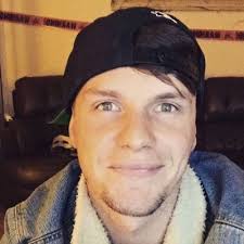 Chris cocks (@Chriscocks)