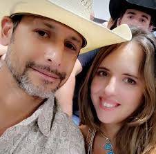 What internet service is recommended for campers in Port Sulphur area?