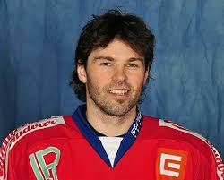 Where does jaromir jagr rank all time? Kdyz Nad Hokejistou Jagrem Ve Hre Bdi Filozof Idnes Cz
