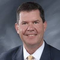 Kelly Strauss's Instagram, Twitter & Facebook