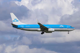 Britain's prince william has served as an ambulance helicopter pilot,. Klm Passengers Get Royal Treatment When King Flies Their 737