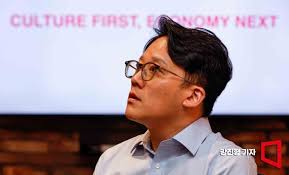 Aespa Coexisting with AI Avatars: Innovation Itself