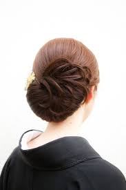 上品で控えめな50代アップの結婚式の髪型 結婚式 髪型 ヘアスタイル 結婚式 髪型 ヘアスタイリング 髪型 アップ