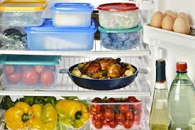 Vous devez y ranger les viandes et poissons cuits, laitages non entamés (froma. 10 Astuces Pour Bien Ranger Son Frigo