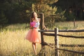 Make your own nectar with 1/4 cup plain white sugar and one cup boiling water. Premium Photo Beautiful Young Girl With Pions On The Nature Outdoors In The Sunshine Pretty Woman Outside With Flowers In The Pink Skirt