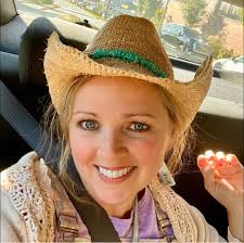 Check out how awesome this Pumpkin King mug is! 🎃🐺 Perfect for all your  fall beverages including that all important pumpkin spice latte 😉🍁🍂  (l1nk in c0mments)