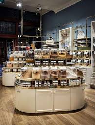 27 Best And Fresh Bakery Interior Design Ideas Design For A Good And Eye Catchy Bakery Can Attract V Bakery Design Interior Supermarket Design Shop Interiors