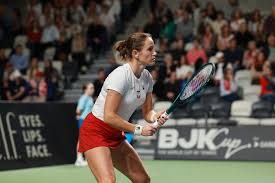 Katarzyna Kawa zatrzymana w półfinale turnieju WTA! Chwalińska odpadła wcześniej