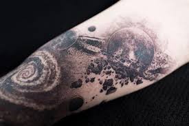 Are you looking for tattoo ideas, tattoo designs, piercing, body art or body modification? Planet Tattoo Tattoo Insider Cosmos Tattoo Planet Tattoos Space Tattoo