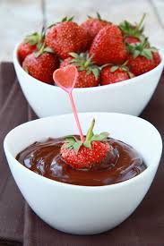Recette Les Sucettes De Fraises Au Chocolat Recette Fraise Au Chocolat Fondue Au Chocolat Dessert