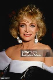 976 Barbara Mandrell Photos & High Res Pictures