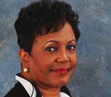 Laura Clift's Instagram, Twitter & Facebook