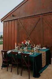 Velvet Tablecloth Emerald Velvet Tablecloth Hunter Green Etsy Green Wedding Decorations Hunter Green Wedding Emerald Green Weddings