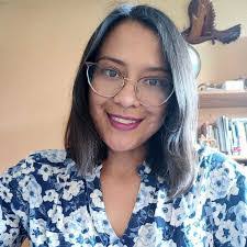 Aida Miranda's Instagram, Twitter & Facebook