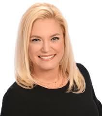 Kelly Ivy's Instagram, Twitter & Facebook