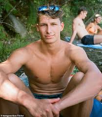 See the complete profile on linkedin and discover sam's connections and jobs at similar companies. Aussie Olympic Diver Reveals The Best Kept Secrets About The Upcoming Tokyo Games Daily Mail Online
