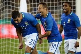 Nas terças, 17h, beltrão e pedro certezas comandam o quem quer ser um idiota. Copa 2018 Tite Chama Diego Souza Em Ultima Convocacao Do Ano Veja