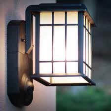 Maximus Smart Security Light Packs In An Hd Camera Electronic House