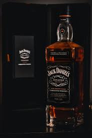 Tons of awesome 4k phone hd wallpapers to download for free. Jack Daniels Alcohol Bottle Frank Sinatra Gentlemans Mens Whisky Hd Mobile Wallpaper Peakpx
