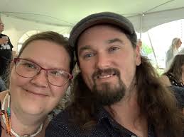 Female doctors accepting patients in Calgary?