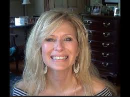 Out Of Town With No Makeup Over 60 Beauty Good Skin Beauty Makeup Looks