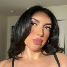 Scarlett Martinez (@scarlett_martinez) • Instagram photos and videos