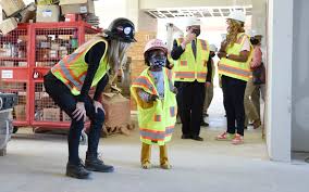 5-year-old Homewood resident gets private tour of downtown hotel project