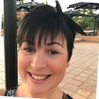 Linda Macmillan's Instagram, Twitter & Facebook