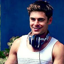 If zac efron is good at anything, it is being shirtless — and we're not complaining. Zac Efron Gifs Primo Gif Latest Animated Gifs