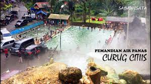 Meskipun hanya daerah kecil tidak menutup. Nikmati Sensasi Pemandian Air Panas Curug Citiis Galunggung Youtube