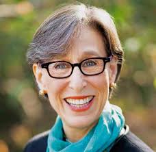 Innovation & Entrepreneurship_100 high-impact cases by Centro de Innovación  UC