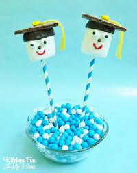 These unique graduation party food ideas will help you find a way to make some fun finger foods for your graduate! 31 Grad Party Ideas You Ll Want To Steal Immediately