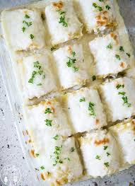 Chicken Alfredo Lasagna Roll Ups These Chicken Alfredo Lasagna Roll Ups Are Perfect For A Delicious Dinner That Lasagna Rolls Recipes Chicken Alfredo Lasagna
