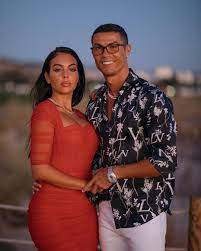 Custom artwork for georgina rodriguez: ÙƒØ±ÙŠØ³ØªÙŠØ§Ù†Ùˆ ÙˆØµØ¯ÙŠÙ‚ØªÙ‡ Ø¬ÙˆØ±Ø¬ÙŠÙ†Ø§ ÙÙŠ Ø£Ø­Ø¯Ø« Ø¸Ù‡ÙˆØ± Ù„Ù‡Ù…Ø§ Ø¨Ù…Ù„Ø§Ø¨Ø³ ÙƒÙ„Ø§Ø³ÙŠÙƒÙŠØ© Ø§Ù„ÙŠÙˆÙ… Ø§Ù„Ø³Ø§Ø¨Ø¹