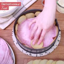 Aites Vous Plaisir Avec L Inratable Quiche Aux Pommes De Terre Et Au Jambon Ingredients 2 Oeufs 2 Jaunes D Oeufs 20 Cl De Creme Avec Images Demotivateur Pomme Quiche