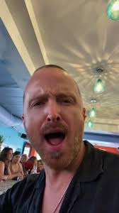 Isabella (@isabella.abdullah)