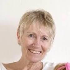 Gerard Graham (@villadedino)