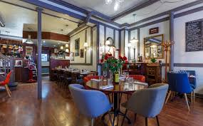 L Atelier Du Marche Restaurant In Paris 17th