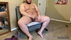 Young chub takes off alll clothes then shoots a load