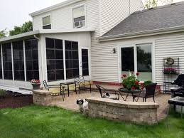 Belgard Holland Stone Patio With Seat Walls By Gurnee Il Patio Builder Patio Builders Patio Stones Wall Seating
