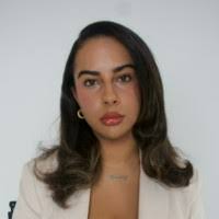 Beatriz Sousa's Instagram, Twitter & Facebook