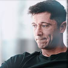 🇵🇱 Robert Lewandowski o śmie*ci swojego ojca: "Idealnie mam obraz do  dzisiaj jak moja siostra płacze, a moja mama mówi, że tata nie żyje. Płacz  był wielki! Myślę, że to był chyba