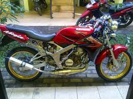 Untuk masalah harga kawasaki ninja ss ini tidak jauh dengan harga ninja r karena mengadopsi mesin yang sama yaitu 150cc. Modifikasi Ninja Ss 150 Terbaru 2014 Modifikasi Ninja Ss 1 Flickr