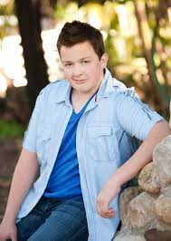 Munck was born in mission viejo, california in may 1996. Noah Munck Als Mick Hij Is Wat Breder Gebouwd Als Hij Rende Schuurden Zijn Dikke Bovenbenen Tegen Elkaar Icarly Actors Celebrities