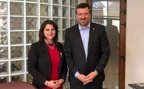Sebastián sichel renunció a bancoestado y se suma a desbordes como carta presidencial en chile vamos. Diputada Sofia Cid Se Reunio Con El Ministro De Desarrollo Social Y Familia Sebastian Sichel Y Abordo Temas Relativos A Los Adultos Mayores De Atacama Tierramarillano Noticias De Atacama Y Chile