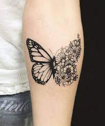 Tattoo Frau Tattoo Design Unisex Tuschezeichnung Halbmuster Schmetterling Des Butterfly Tattoos For Women Tattoos Butterfly With Flowers Tattoo